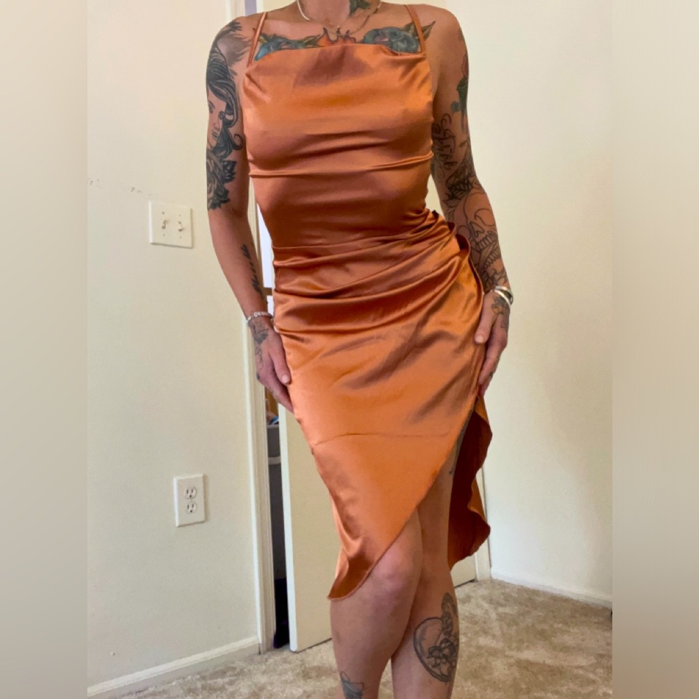 ZPITU satin draped spaghetti strap Small midi with sexy slit, rusty champagne - Picture 6 of 9